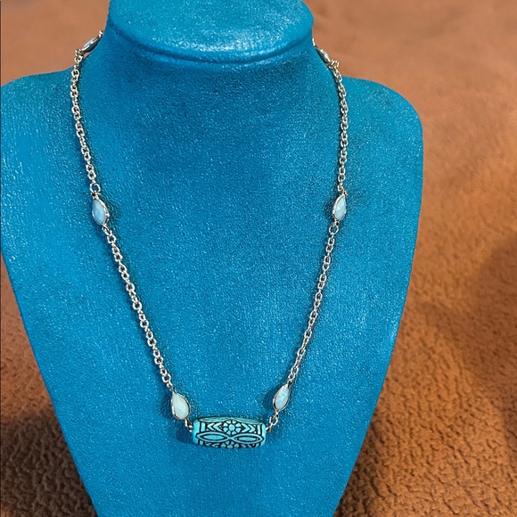 Gold and Turquoise Necklace - Picture 8 of 9